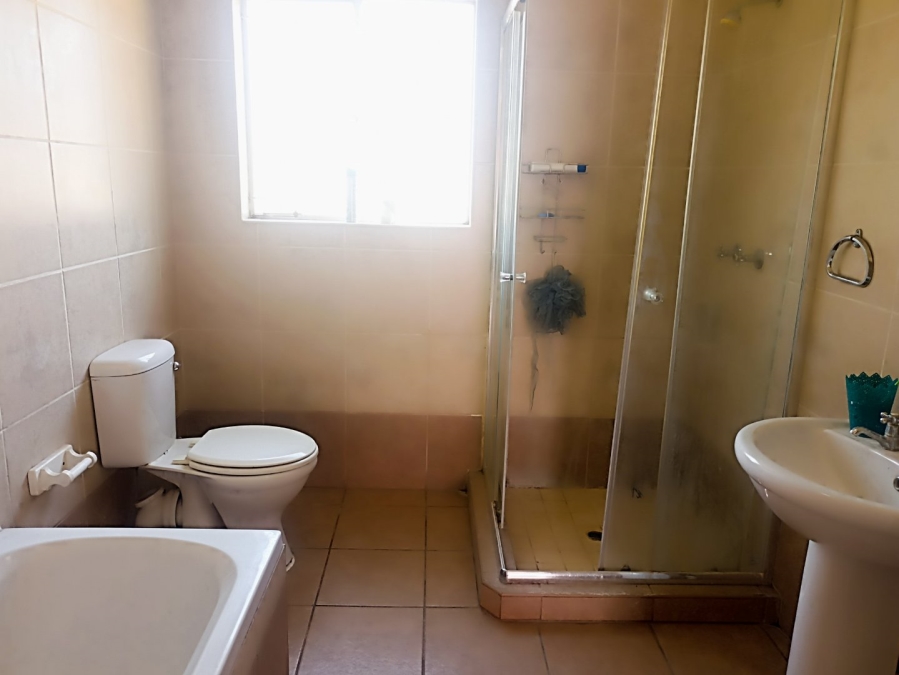 3 Bedroom Property for Sale in Potchefstroom South North West